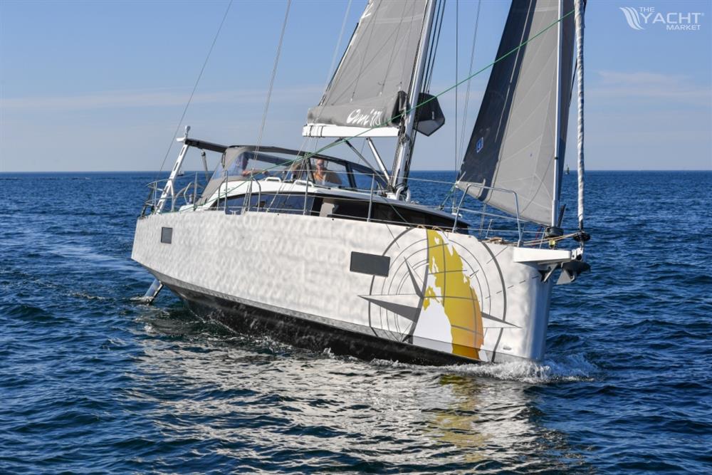 Alubat Ovni 370