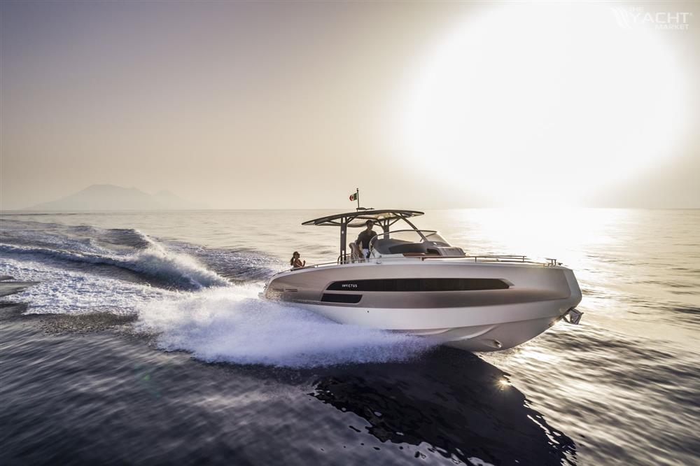 Invictus GT 320
