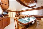 Fipa Italiana Yachts - Maiora 2000 dining