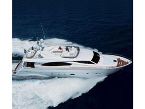 Ferretti Yachts 880