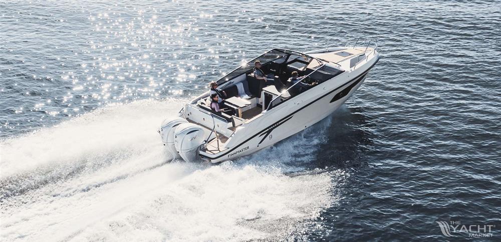 Finnmaster T9 Day Cruiser