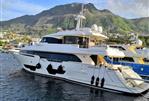 Custom Line Navetta 28 - Custom Line Navetta 28 (2017)