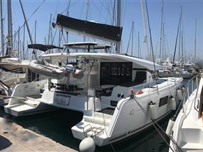 Lagoon 42