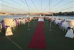 DINNER CRUISER/RESTAURANT BOAT