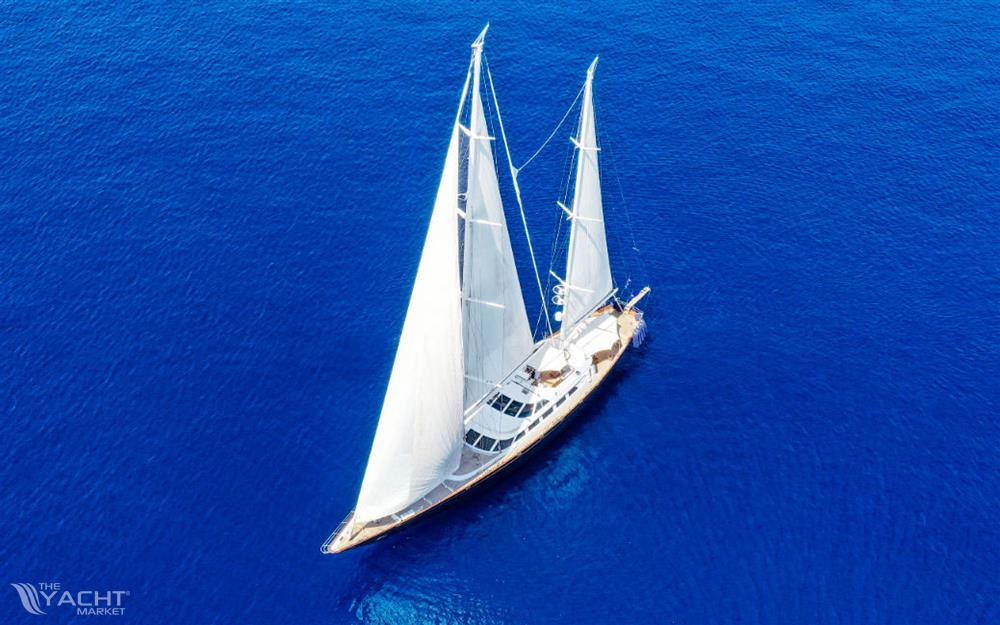 Perini Navi 46.50m