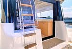 Rodman 1290 Evolution Flybridge - Saloon doors and flybridge steps