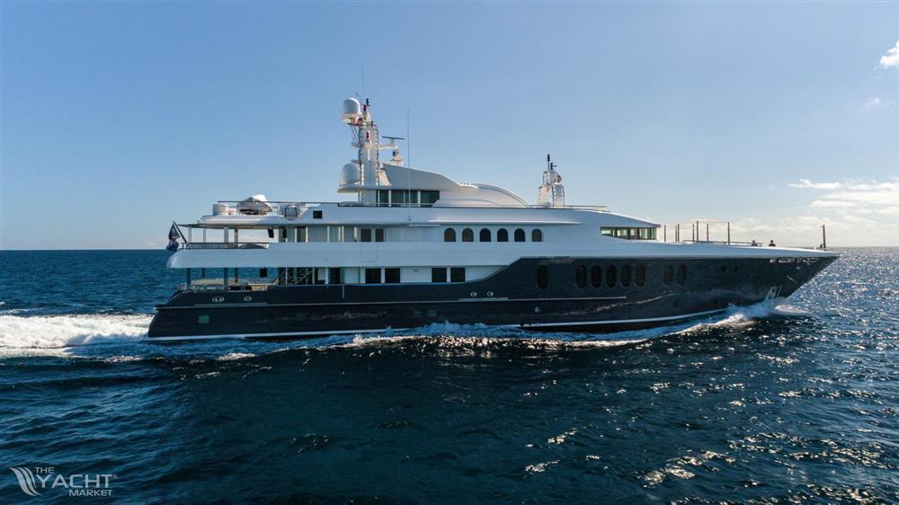 Oceanfast Full Displacement