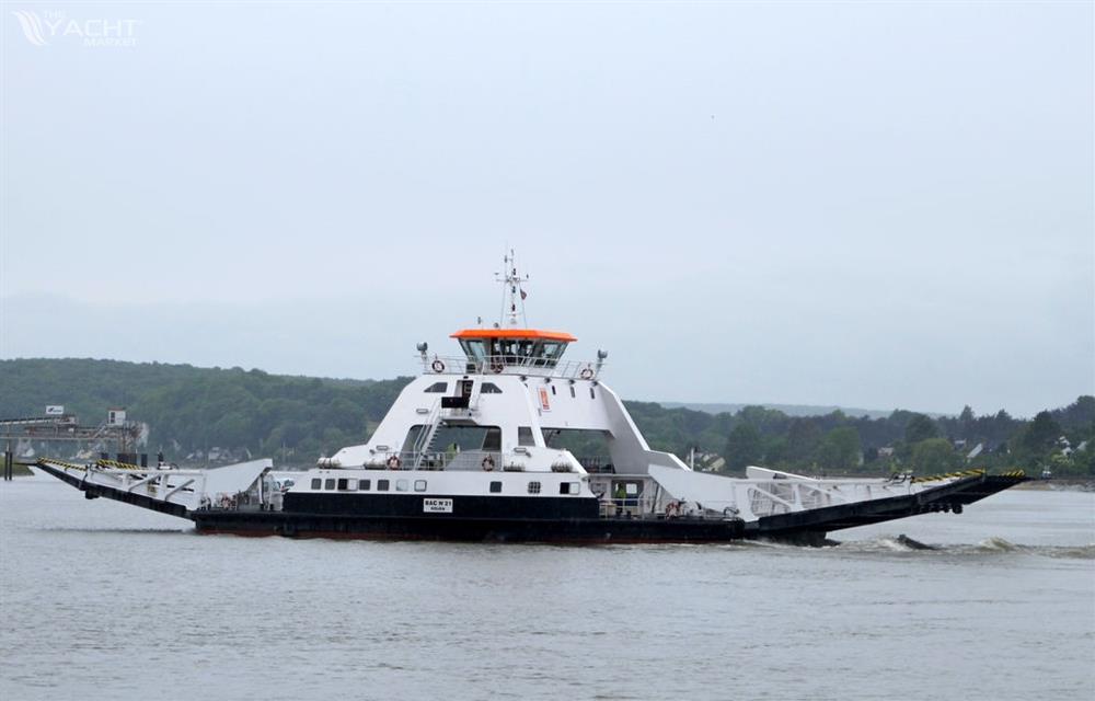 DOUBLE-ENDED RORO BARGE / WORKBOAT / FERRY