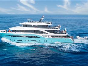 customized dive liveaboard yacht