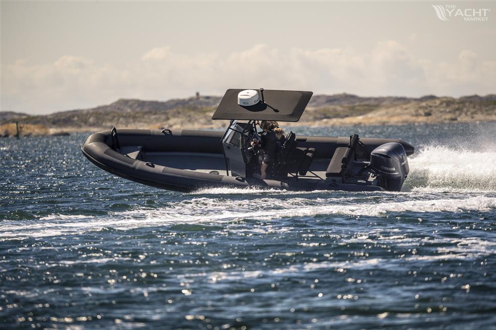 Rupert Marine R8 Jockey