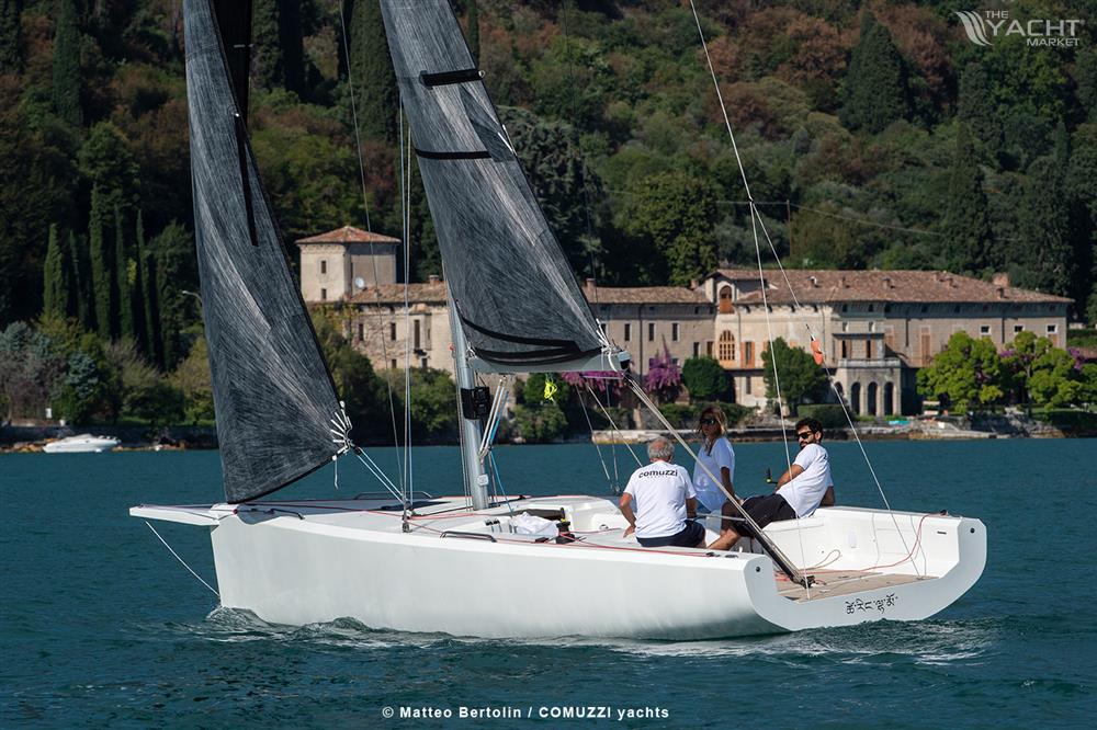 Comuzzi Yachts C 32