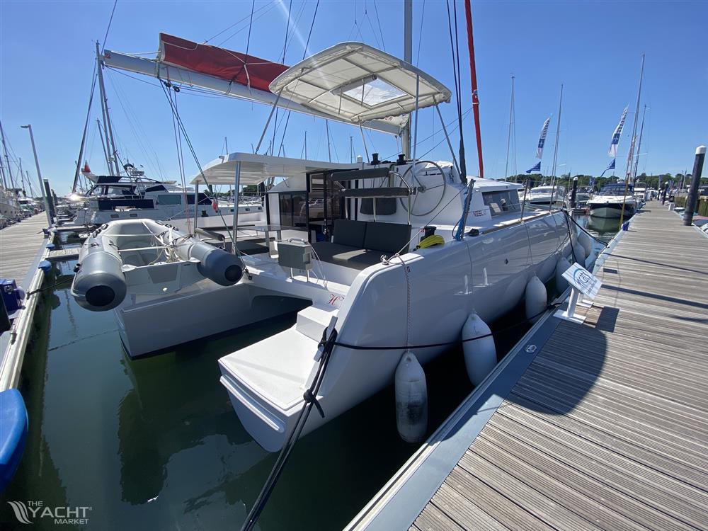Neel Trimarans Neel 43