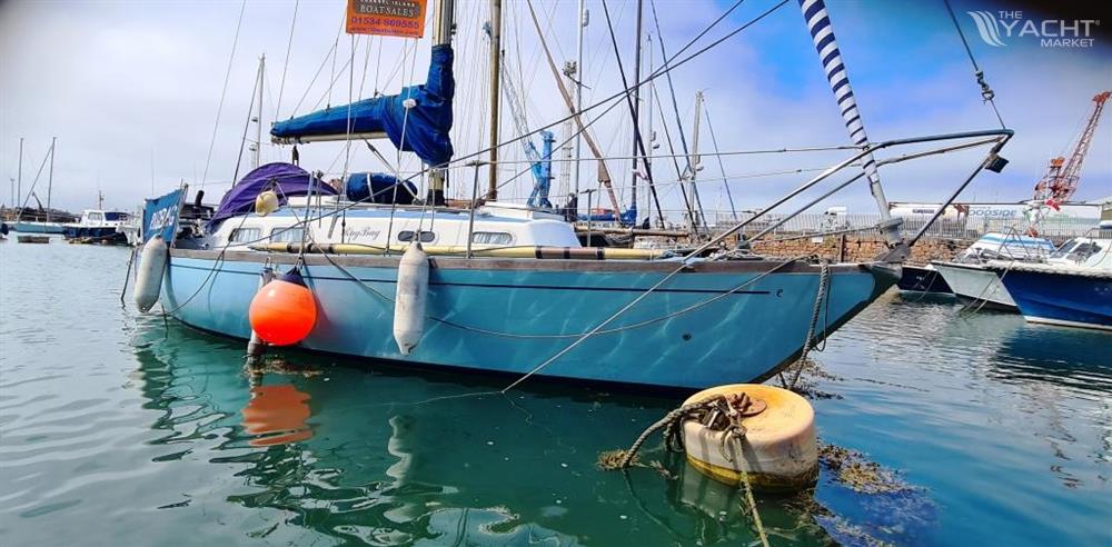 Elizabethan 30 - Mooring