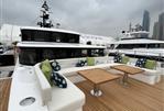 Majesty Yachts 100