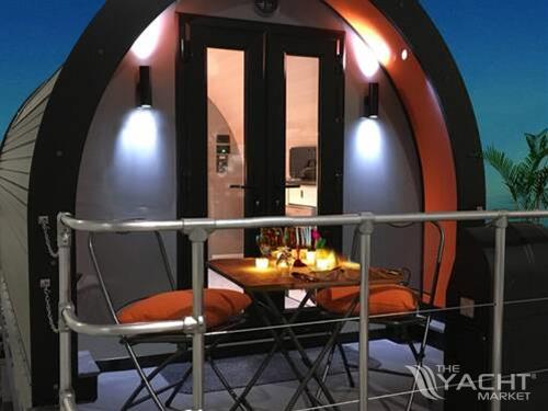 Houseboat MX 24 Glampboat