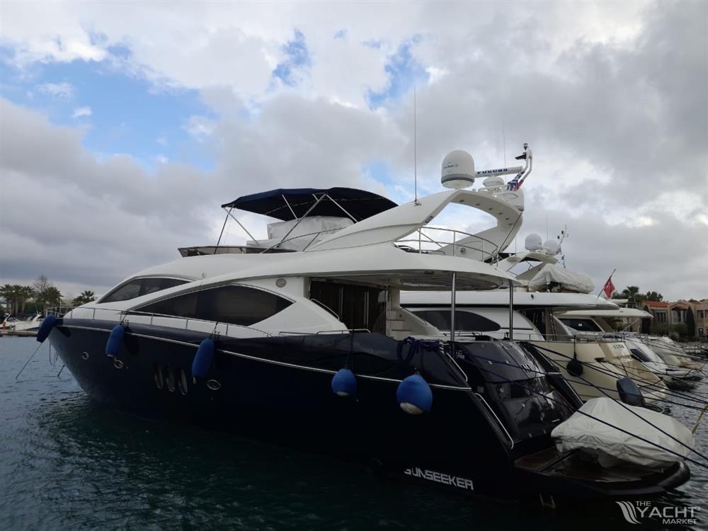Sunseeker 75 yacht