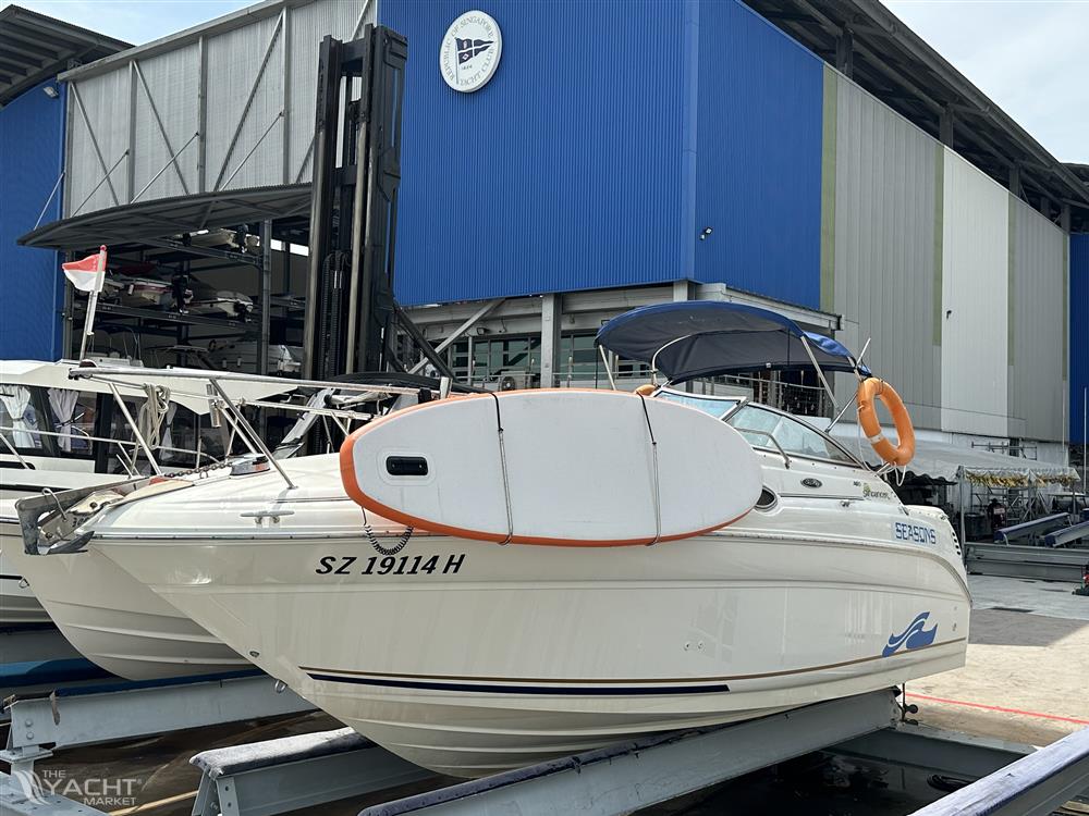 Sea Ray 260 Sundancer - Sea Ray 260 Sundancer