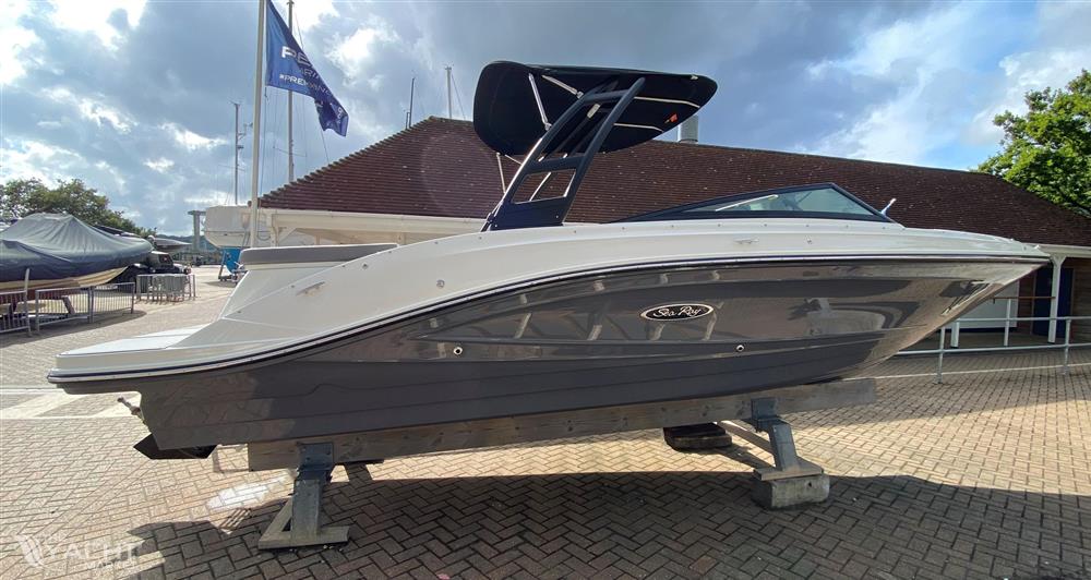 Sea Ray SPX 230 - Sea Ray SPX 230