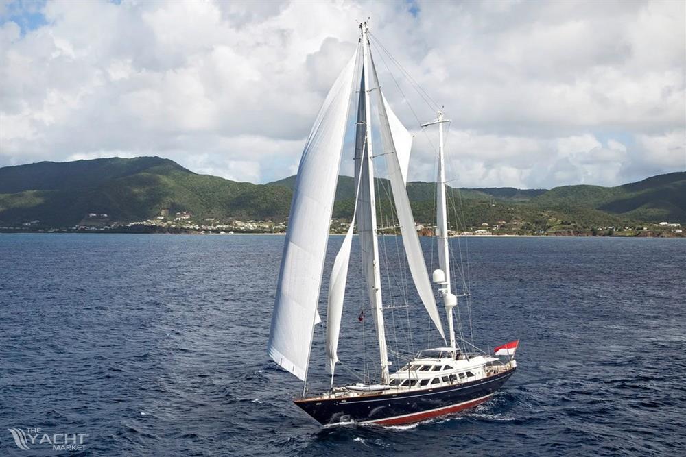 PERINI NAVI 40 M Ketch