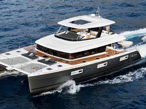 Lagoon Power Lagoon 630 Motor Yacht