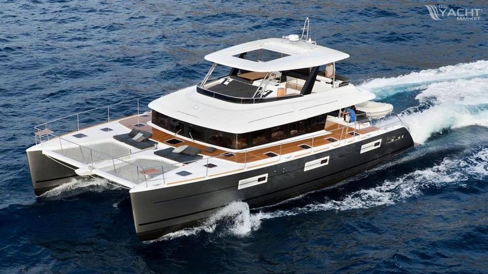 Lagoon Power Lagoon 630 Motor Yacht