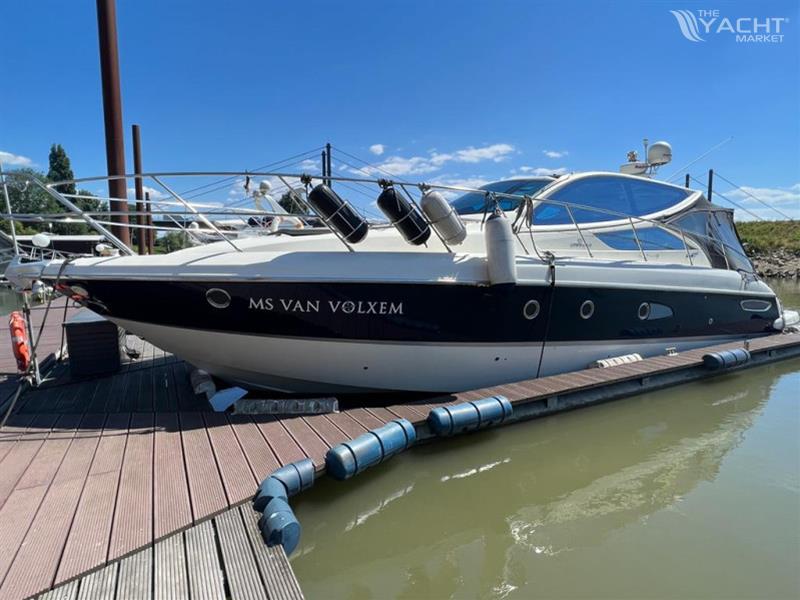 Cranchi Yachts (IT) Cranchi Mediterrane 43 HT