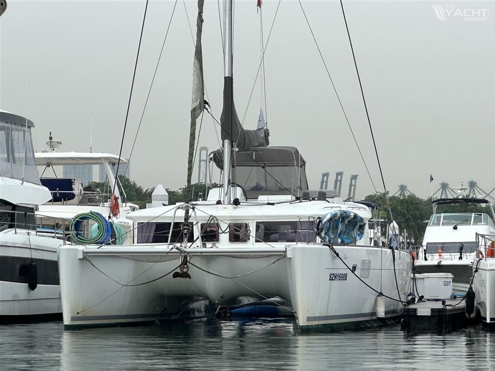 Lagoon 450 F