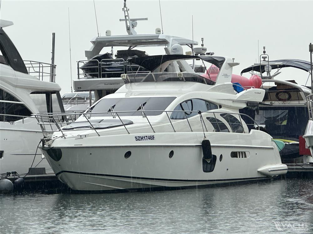 Azimut 55 Fly