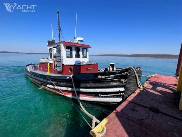 1952 45′ x 13′ Roamer Subchapter M Compliant Model Bow Tug