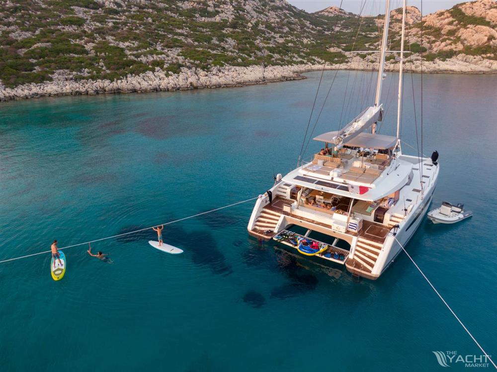 Fountaine Pajot Alegria 67