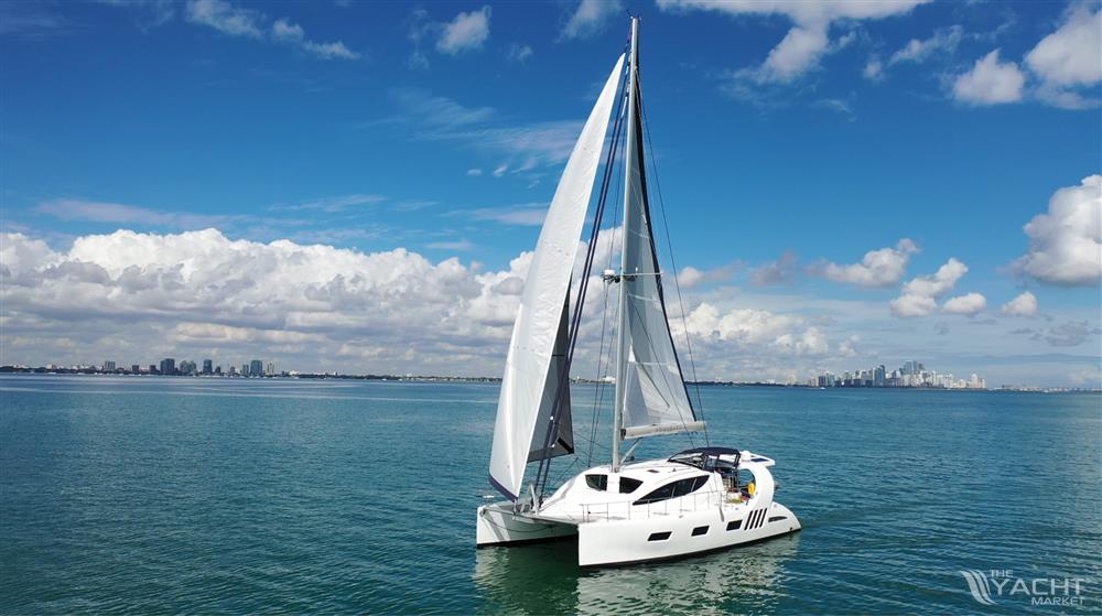 Xquisite Yachts X5 PLUS