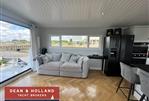 Selby 4 Bedroom House Boat