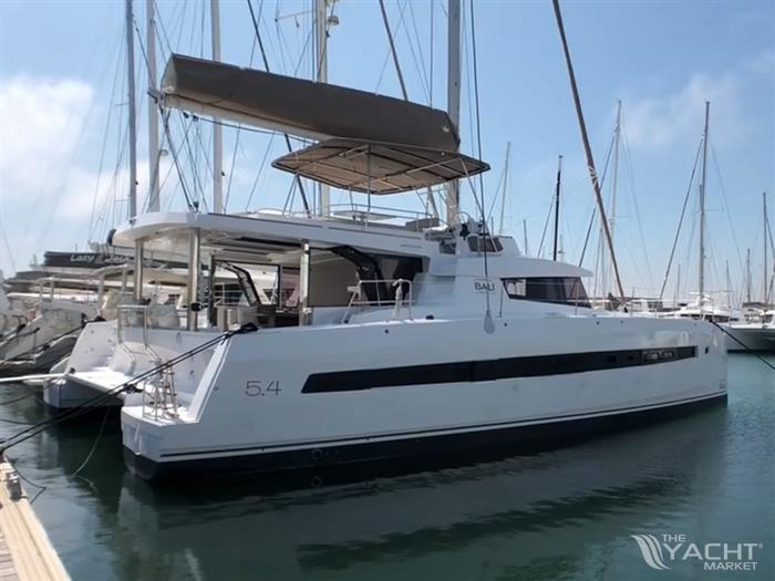 Bali Catamarans 5.4