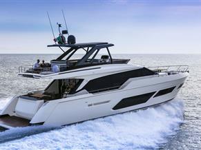 Ferretti Yachts 720