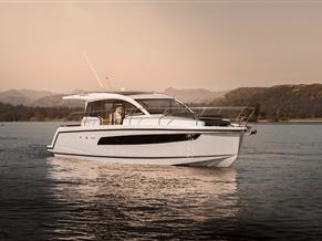 Sealine C335