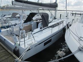 Bavaria C 38