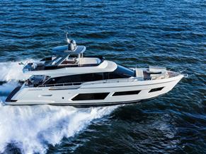 FERRETTI YACHTS 670