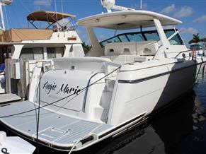 Tiara 4000 Express