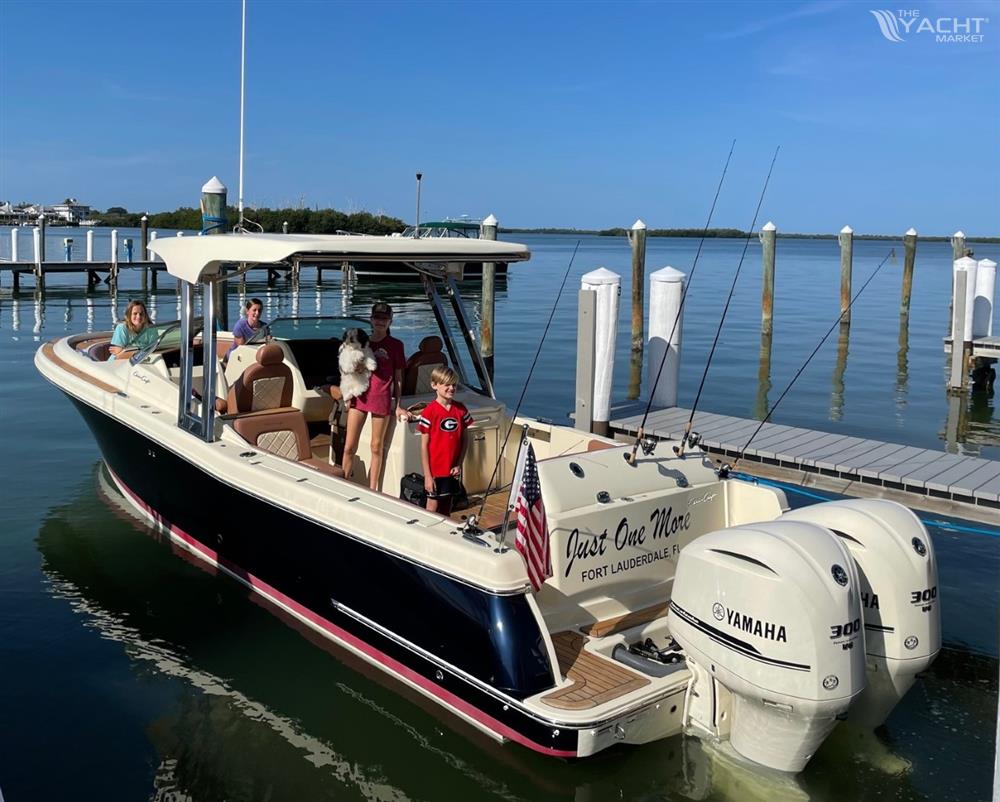 Chris Craft Calypso 30