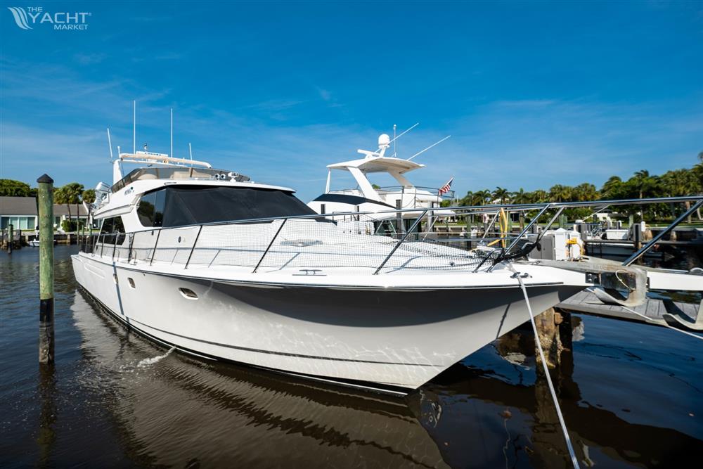 West Bay Sonship 58 Sport Yacht