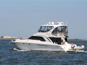 Sea Ray 560 Sedan Bridge