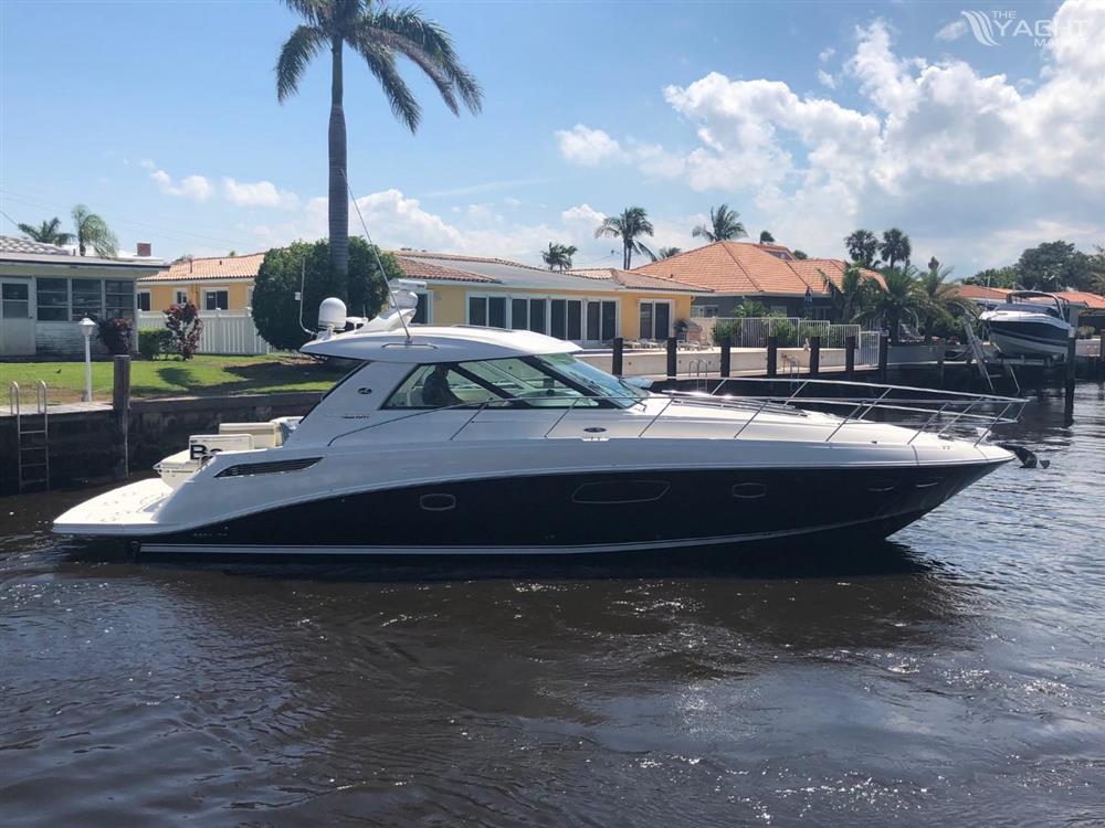 Sea Ray 450 Sundancer