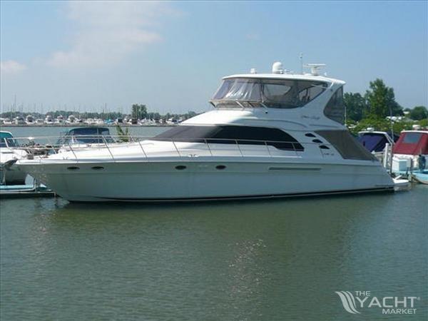 Sea Ray 560 Sedan Bridge