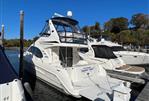 Sea Ray 44 Sedan Bridge