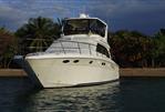 Sea Ray 480 Sedan Bridge