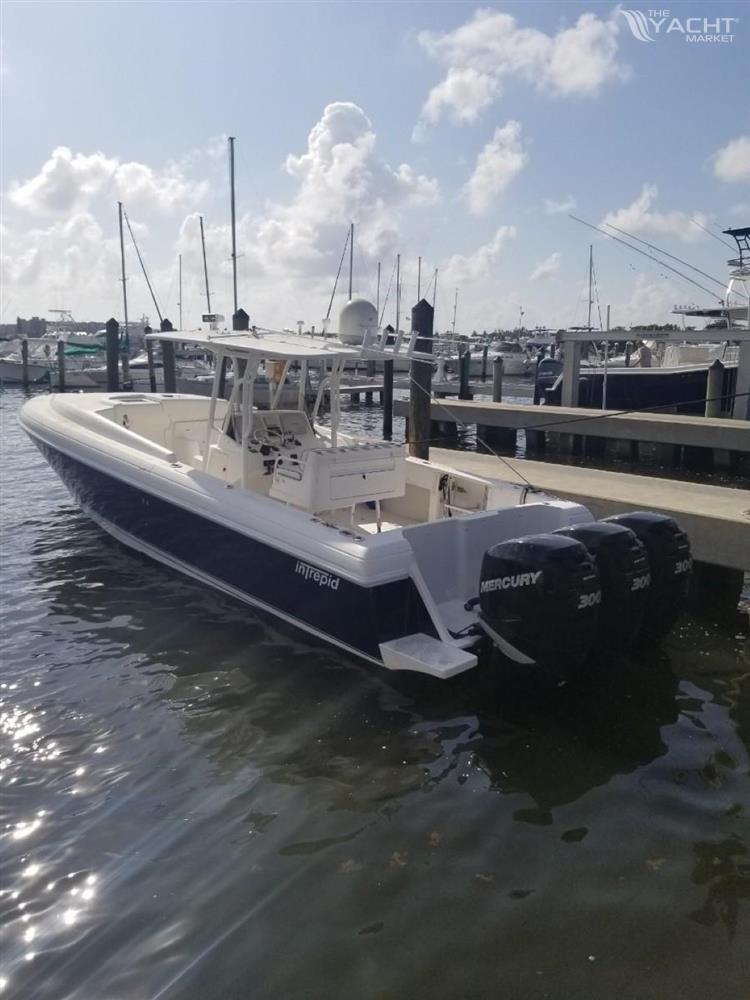 Intrepid 370 Cuddy
