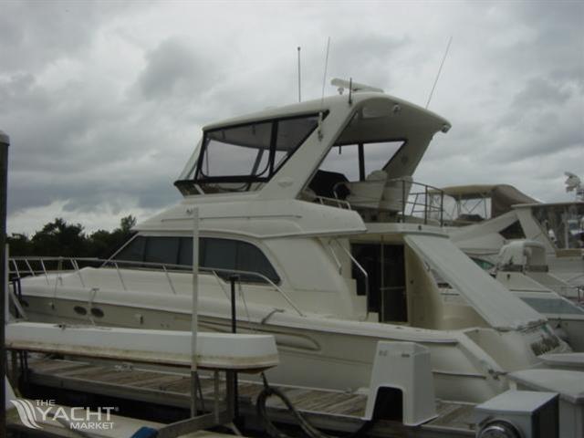 Sea Ray 480 Sedan Bridge