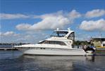 Sea Ray 480 Sedan Bridge