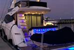 Sea Ray L550 FLY