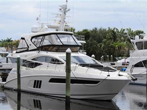 Sea Ray L590 FLY